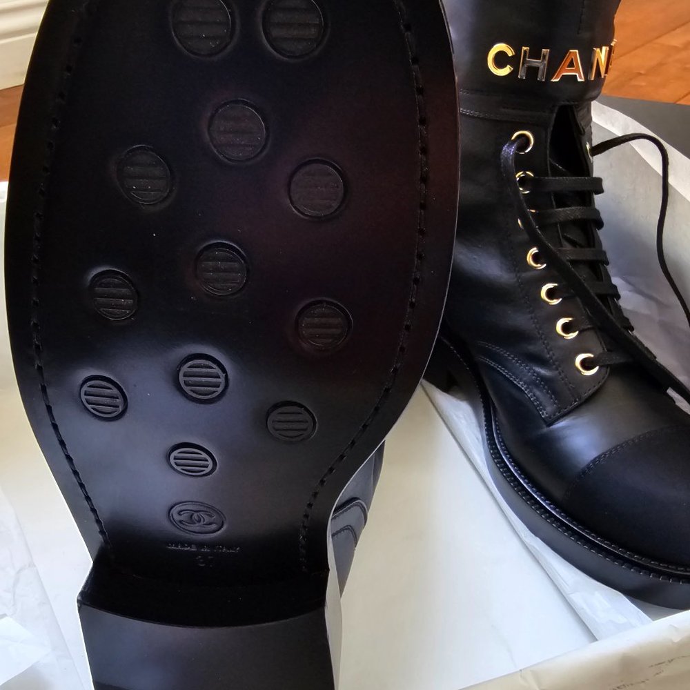 NEW Chanel lace up boots SZ 37 (hard to find + unworn) - Picture 5 of 11